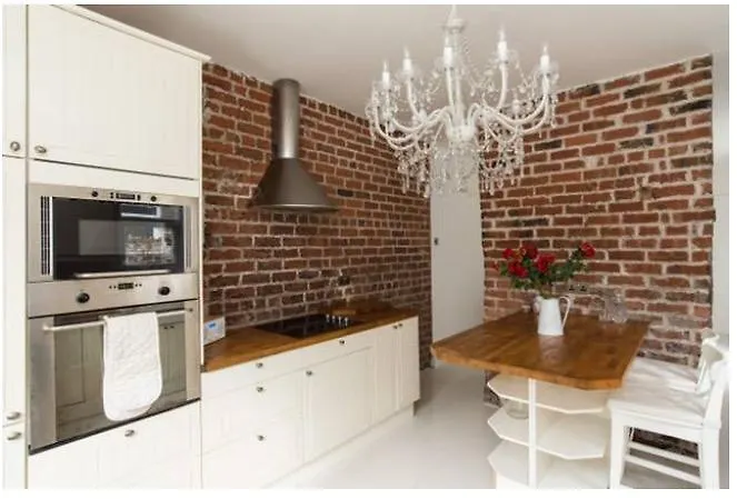 Guest house Stunning Large Victorian House Hotel Cardiff